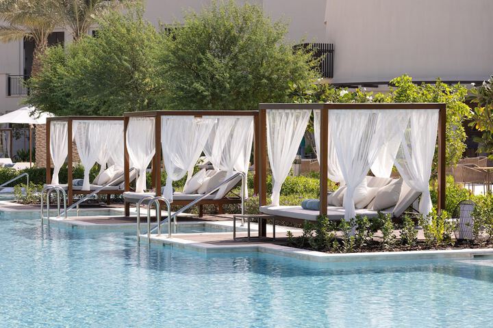 Pool 74 of 115