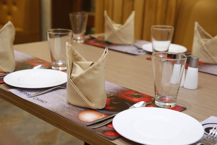 Dining 85 of 134