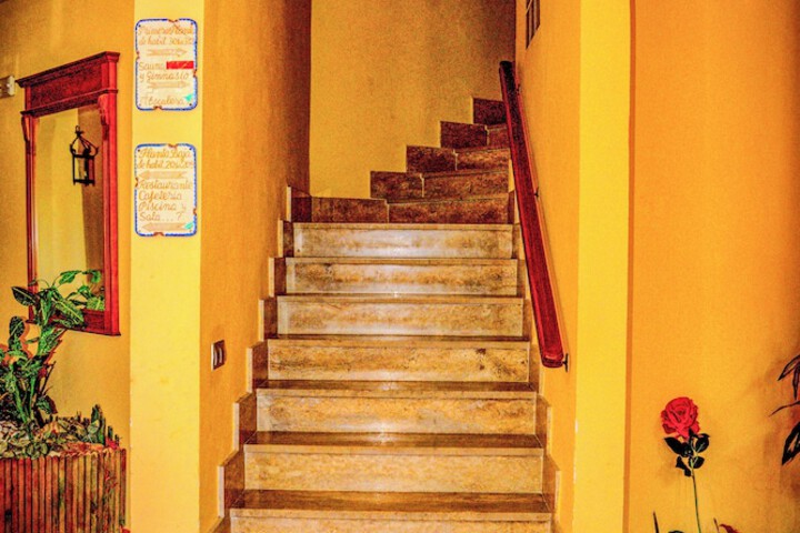 Room 13 of 29
