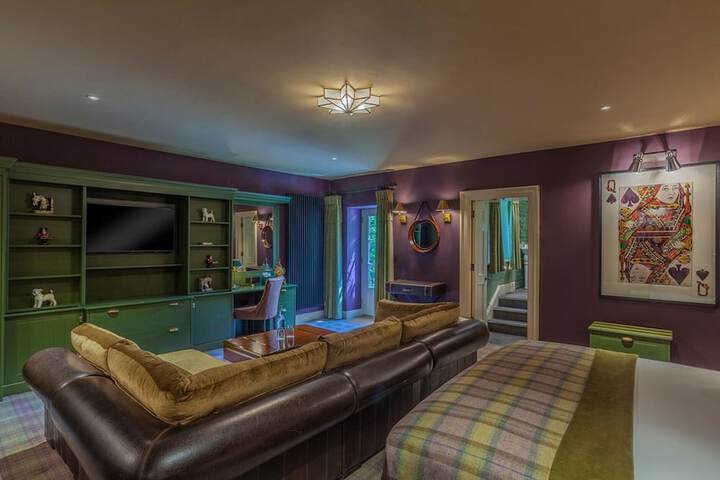 Room 15 of 70