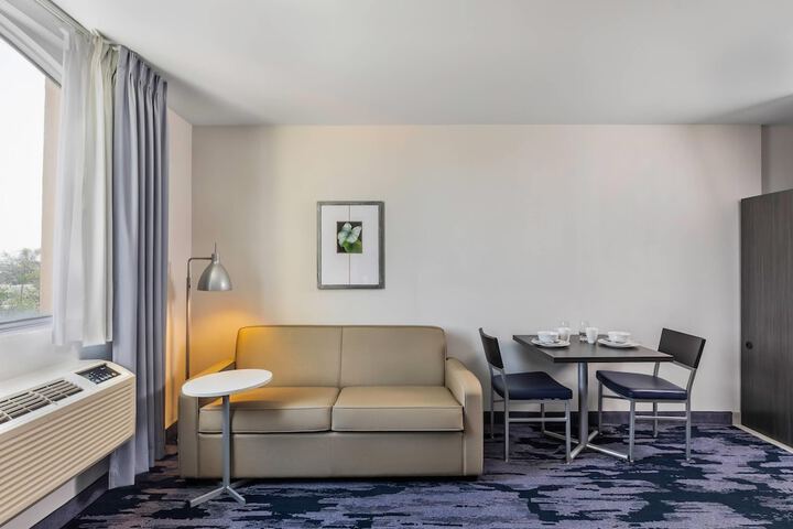 Room 19 of 41