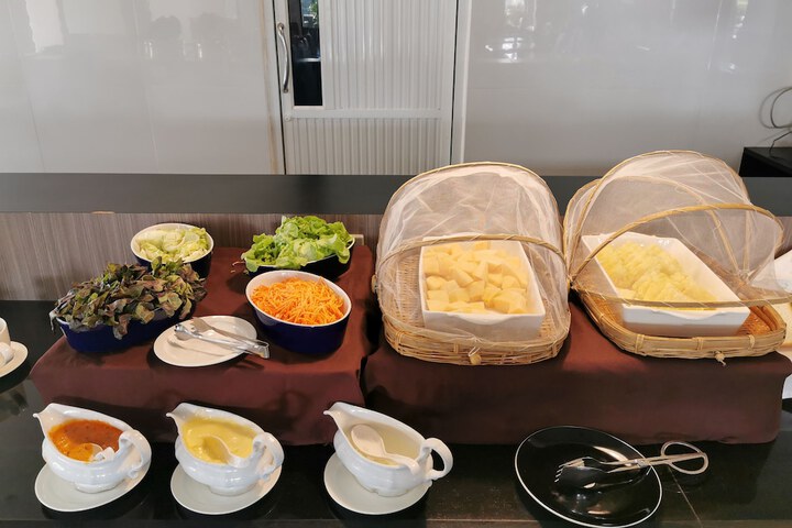 Breakfast/Coffee Service 81 of 92