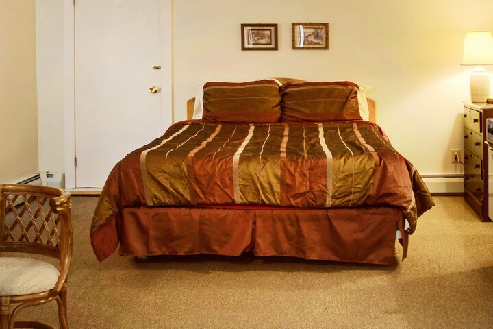 Room 11 of 31
