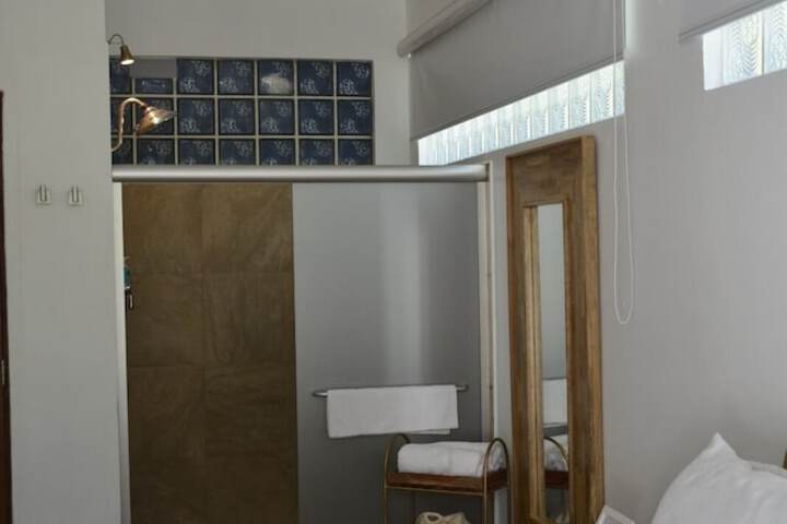 Room 21 of 58