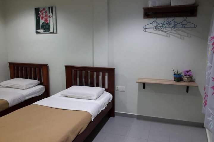 Room 17 of 97