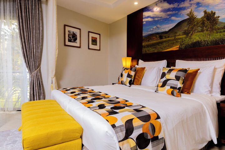 Room 4 of 54