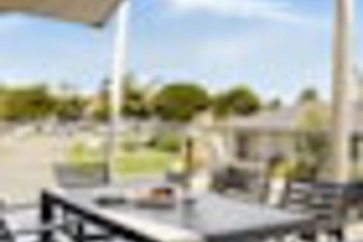 Terrace/Patio 32 of 60