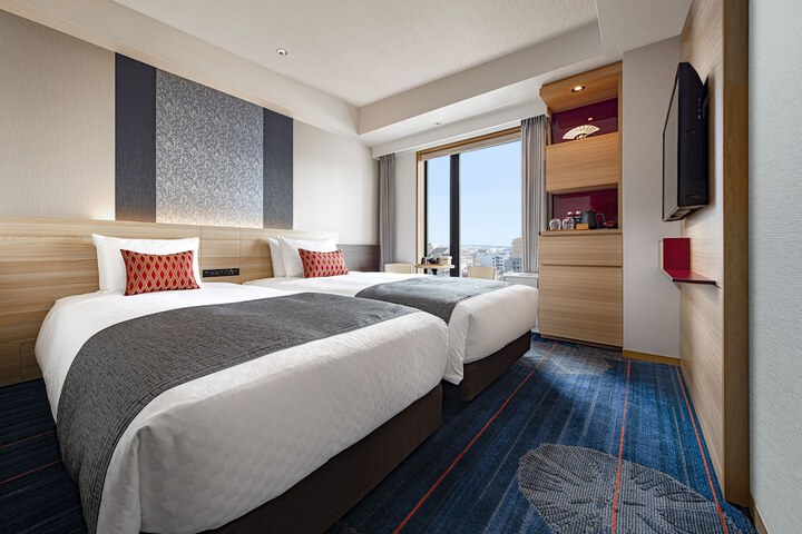 Room 17 of 61