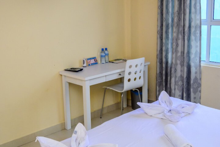 Room 6 of 62