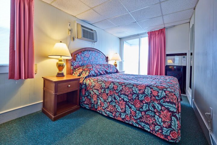 Room 14 of 39