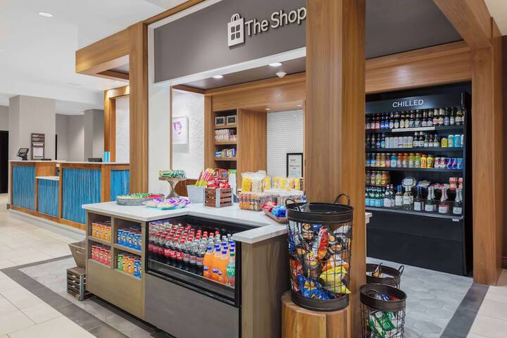 Snack bar