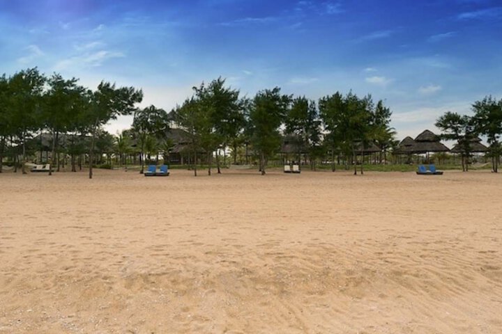 Beach 98 of 143