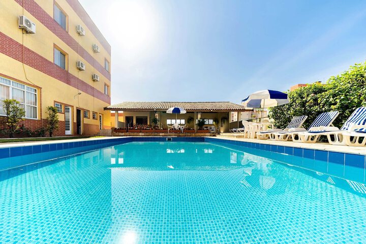 Pool Hotel