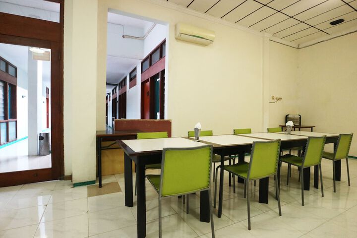 Room 4 of 26