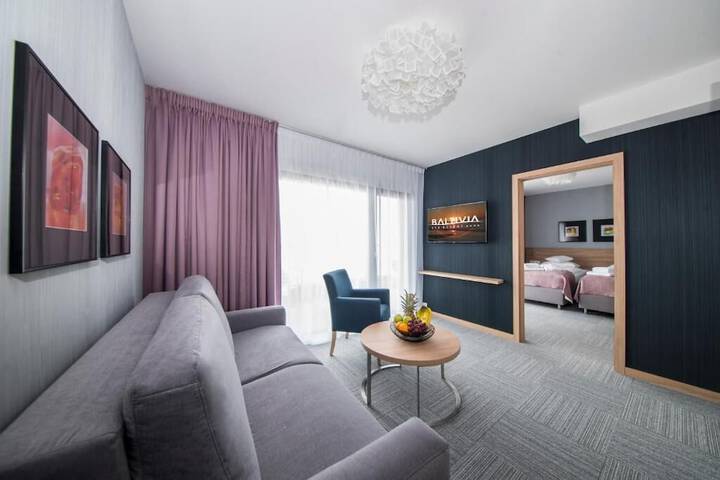 Room 12 of 54