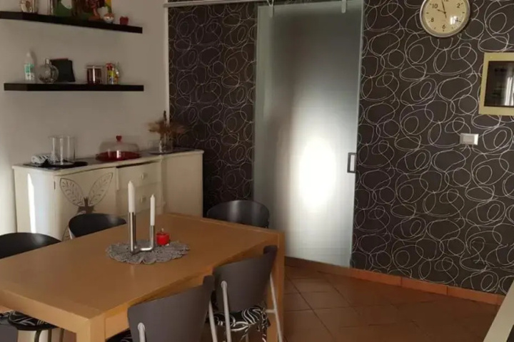 Room 4 of 21