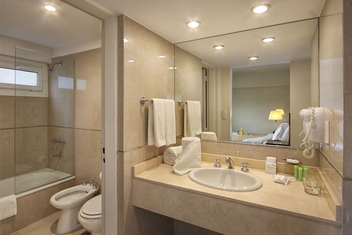 Clean Restrooms