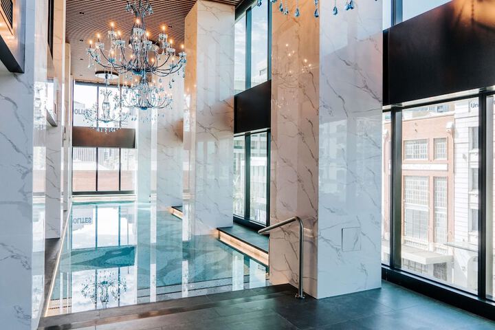 Pool 52 of 122