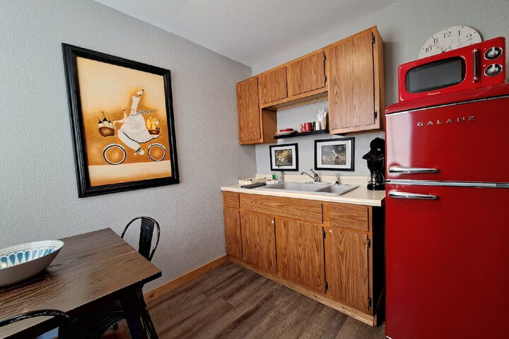 Private kitchenette