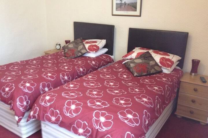 Room 21 of 27