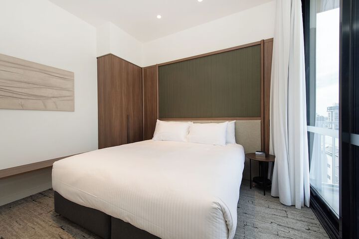 Room 15 of 52