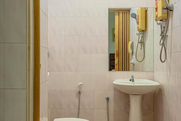 Bath Interior