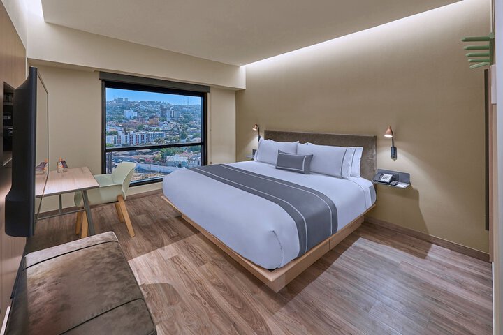 Room 21 of 45