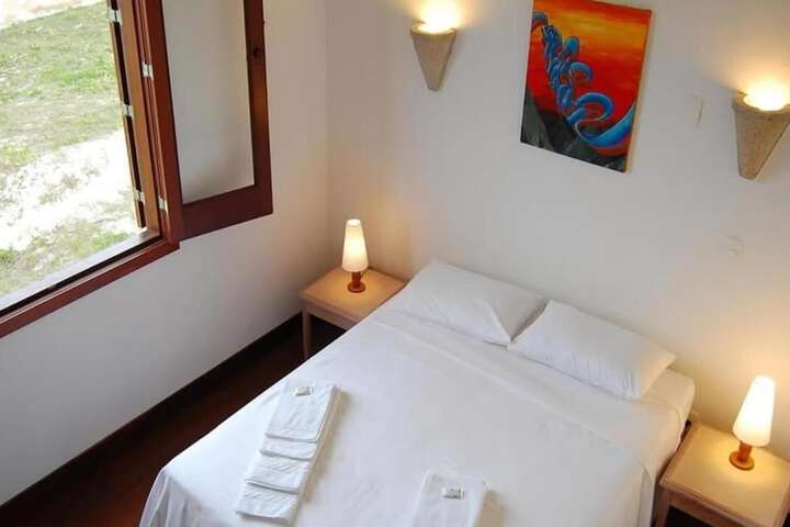 Room 9 of 40