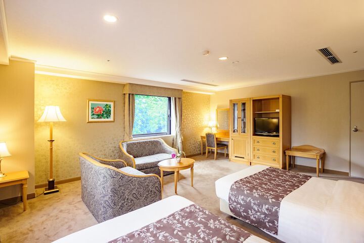 Room 20 of 117