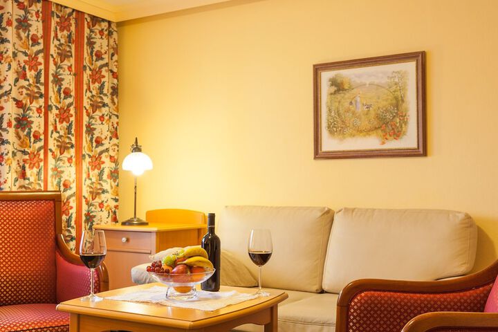 Room 21 of 83
