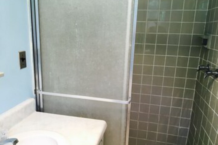 Room 187 of 246