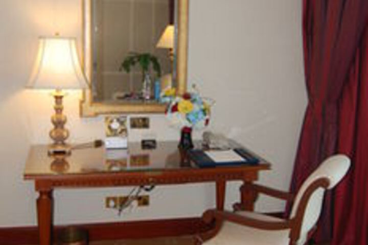 Room 27 of 55