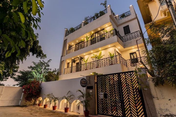 Wanderlust A-Boutique Stay in Udaipur