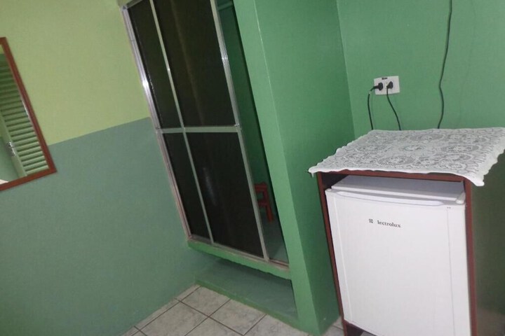 Room 33 of 41