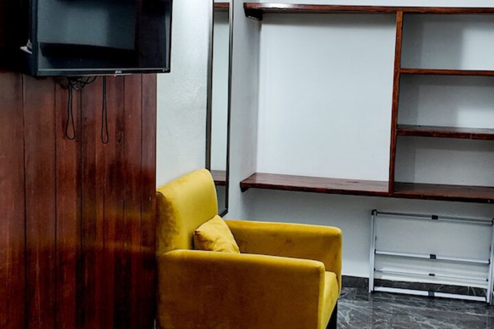 Room 96 of 119
