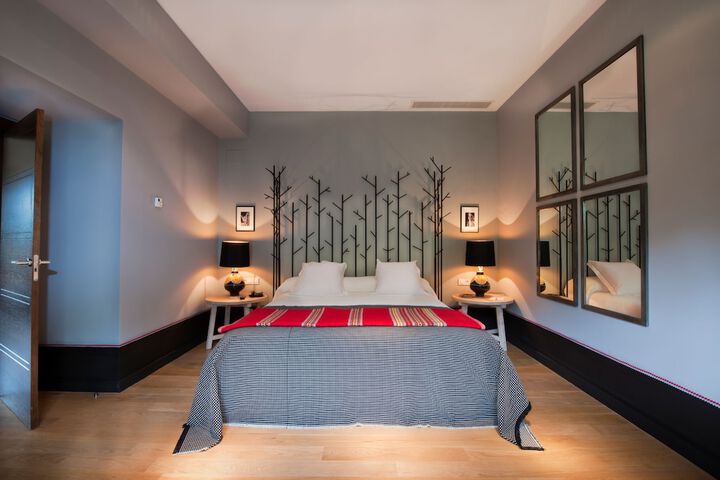 Room 14 of 42