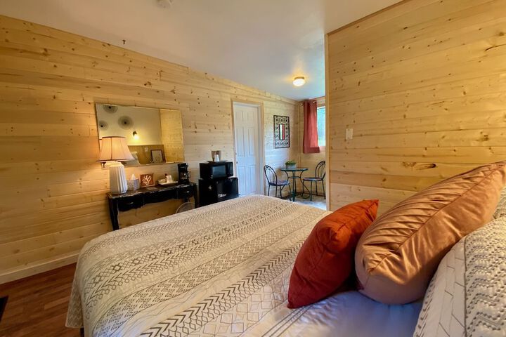 Room 5 of 70