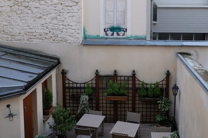 Terrace/Patio 18 of 34