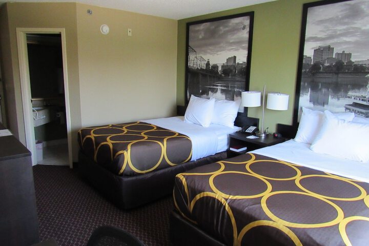 Double Accessible King Size Bed (20 of 22)