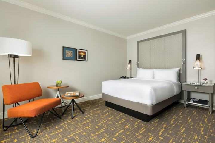 Room 21 of 81