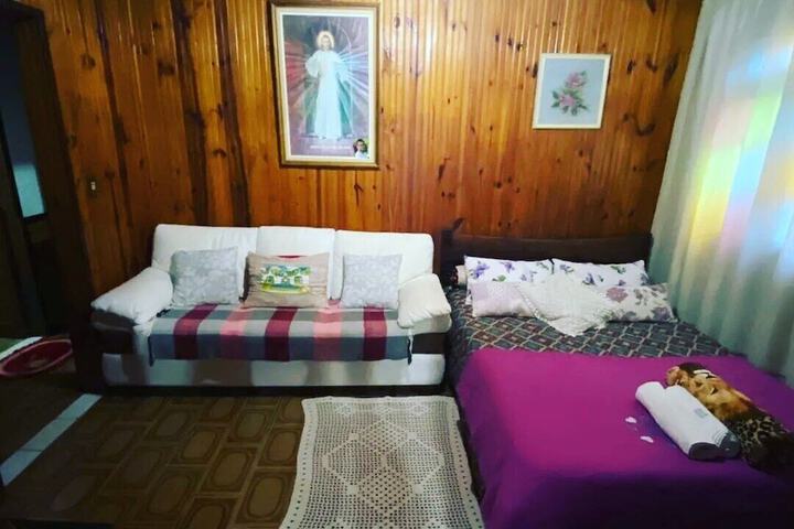 Room 3 of 9