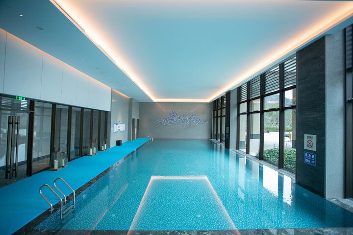 Pool 37 of 49