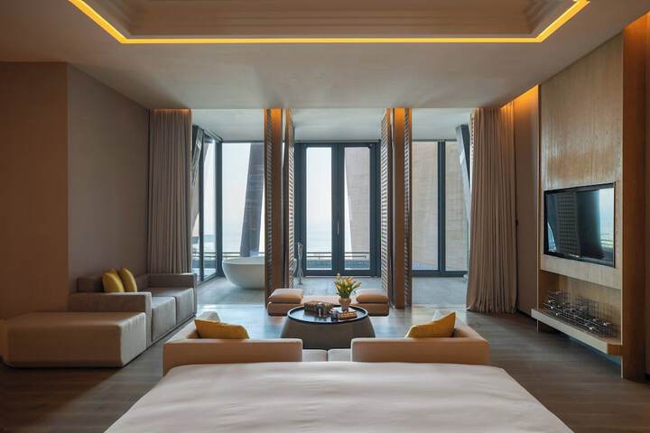 Room 49 of 151