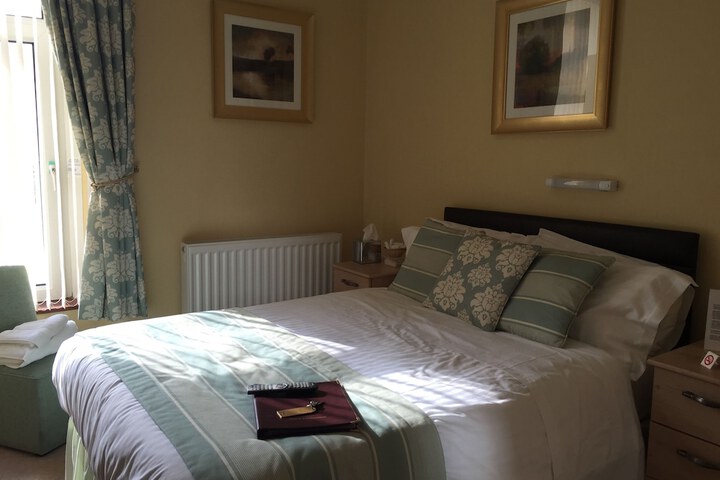 Room 4 of 30