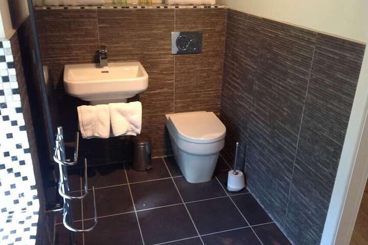 Clean Restrooms