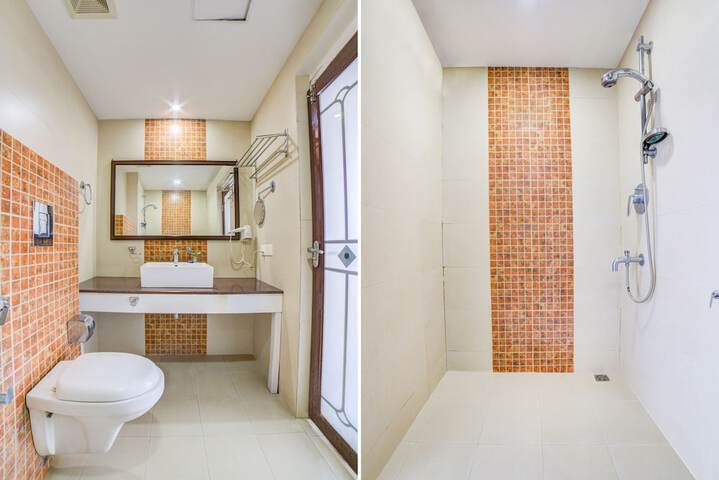 Room 15 of 23
