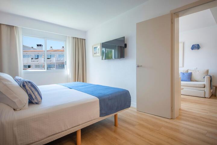 Room 42 of 139