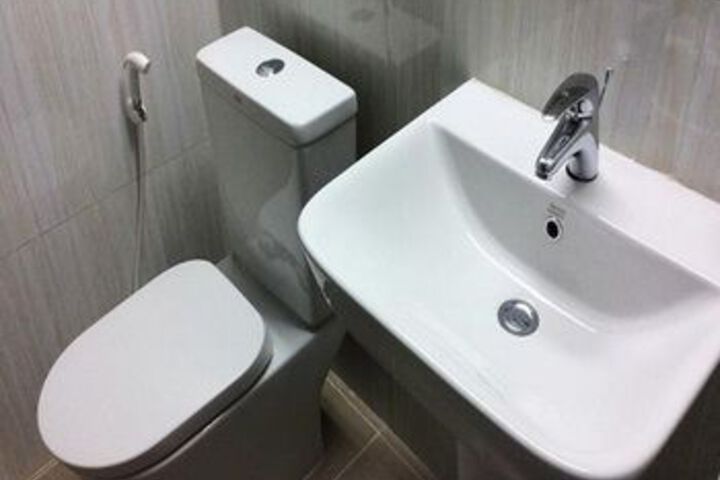Room 4 of 23