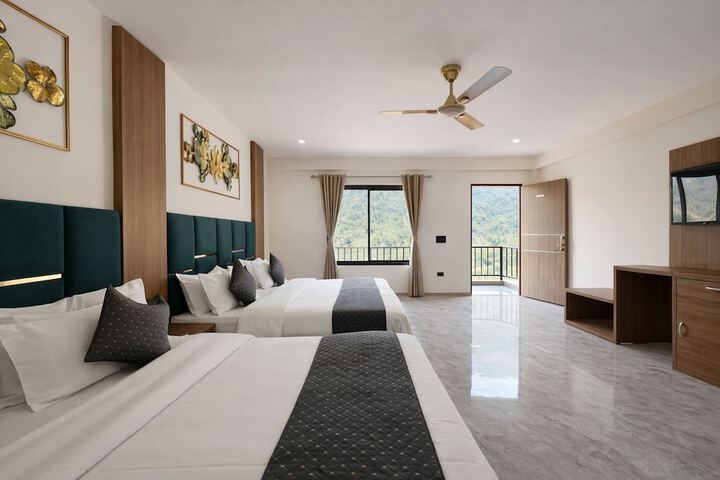 Room 5 of 50