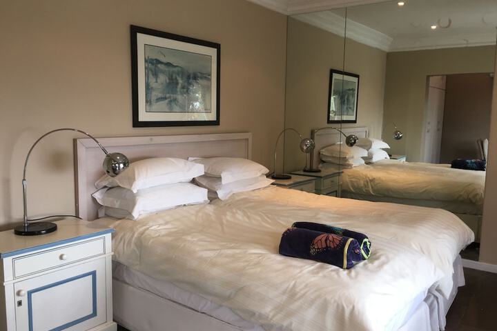 Room 5 of 26